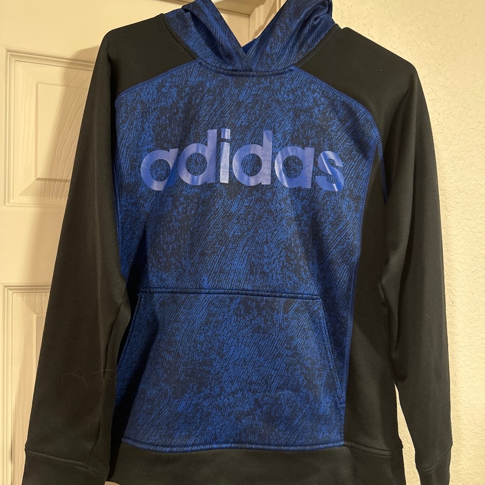 Adidas Sweatshirt